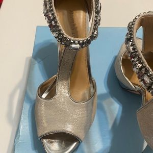 Antonio Melani  cream colored platform shoe